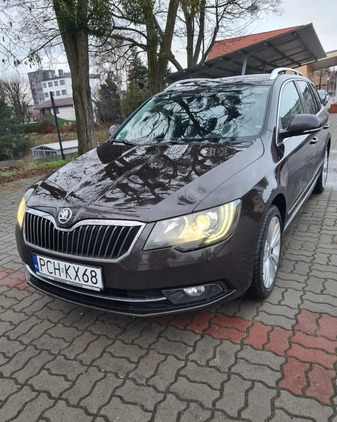 Skoda Superb cena 48500 przebieg: 229200, rok produkcji 2014 z Chodzież małe 92